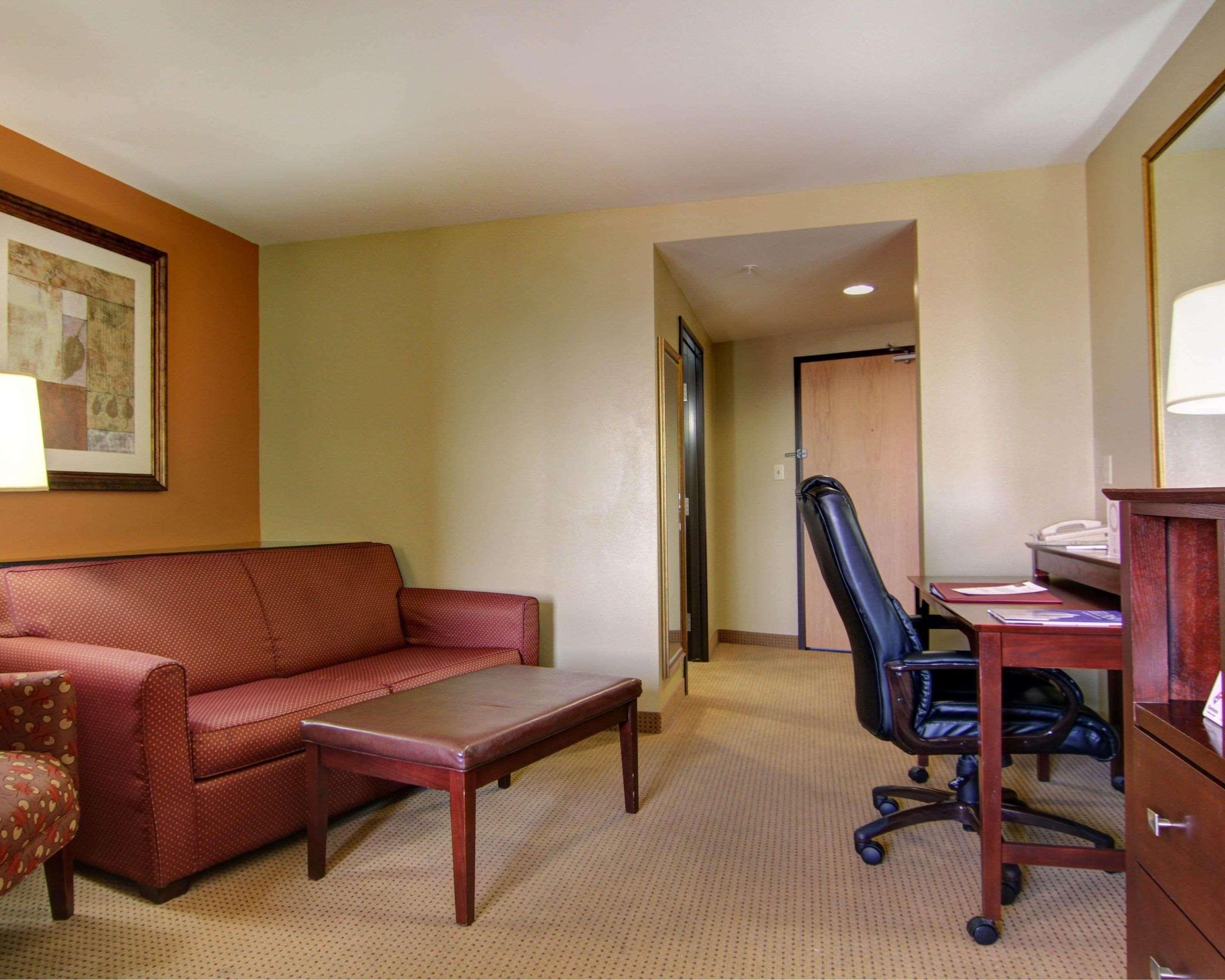 Comfort Suites El Paso West Exterior photo